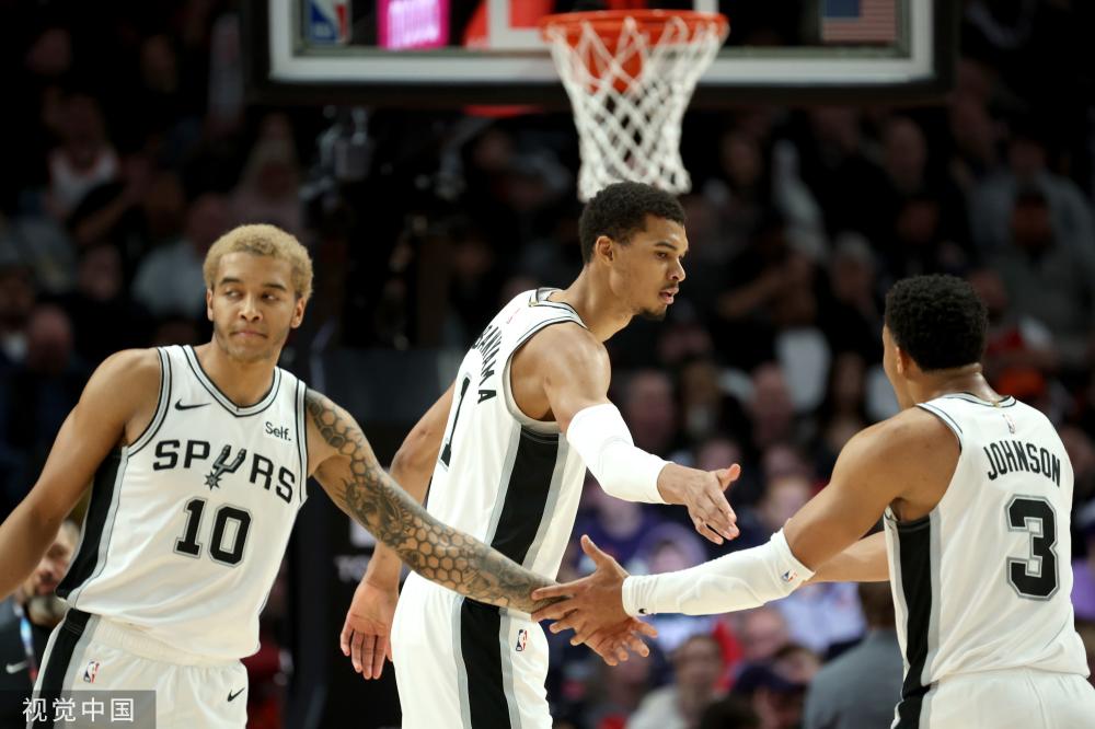 更是对现状 更是对现状